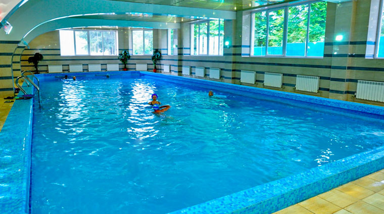 Бассейн в санатории Виктория. Кисловодск