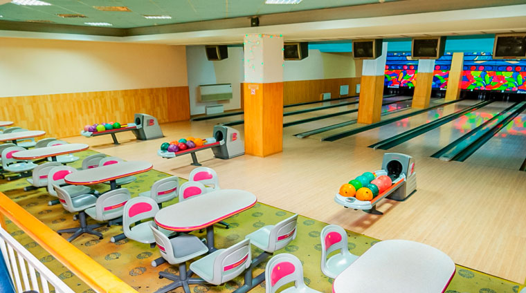 Боулинг на 6 дорожек в санатории Виктория. Кисловодск