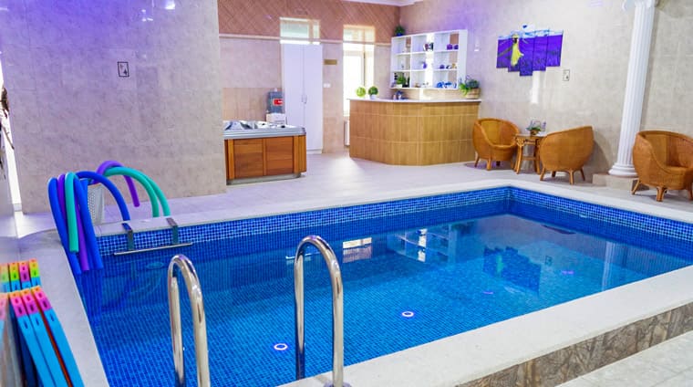 Бассейн в SPA-комплексе Кисловодского санатория Вилла Арнест