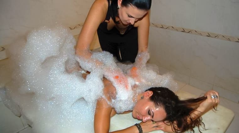 Пенный массаж в SPA-комплексе санатория Вилла Арнест Кисловодска
