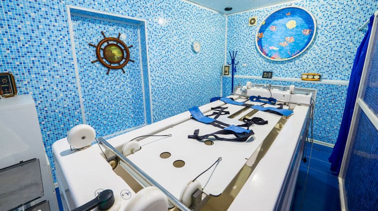 Подводное вытяжение позвоночника в SPA-салоне санатория Элорма. Кисловодск