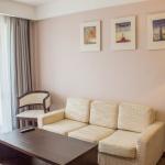 Гостиная в 2 местном 2 комнатном Люксе санатория Плаза СПА в Железноводске