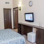 Оснащение спальни 2 местного 2 комнатного Люкса Семейного санатория Плаза СПА в Железноводске