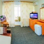 Гостиная 2 местного 2 комнатного Люкса санатория Вилла Арнест в Кисловодске