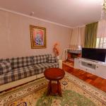 Гостиная 2 местных 3 комнатных Апартаментов санатория Вилла Арнест в Кисловодске