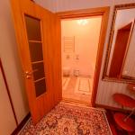 Вход в ванную комнату 2 местных 3 комнатных Апартаментов санатория Вилла Арнест. Кисловодск