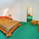 Спальня 2 местного 2 комнатного Люкса, Коттедж «Любовь» в санатории Вилла Арнест. Кисловодск